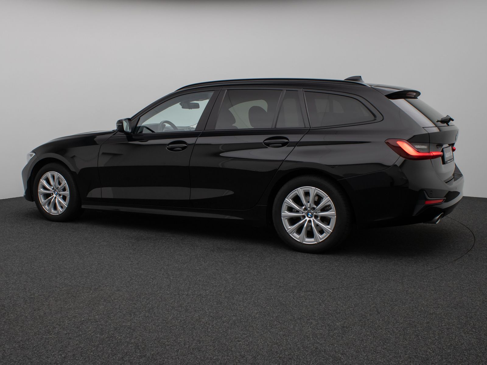 Fahrzeugabbildung BMW 320d xD DAB CockPitPro Geschwindigkeitsreg AHK