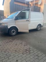 Volkswagen VW T5 Transporter 1.9 TDI LKW Geschlossen.... - Volkswagen T5 Transporter in Frankfurt (Main)