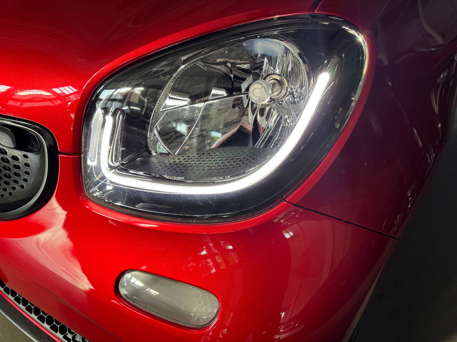 Fahrzeugabbildung Smart ForFour PASSION NAVI PDC SITZHEIZUNG SCHECKHEFT