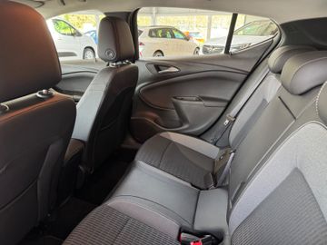 Bild 13 Opel Astra K Lim. 5-trg. Design & Tech LED PDC