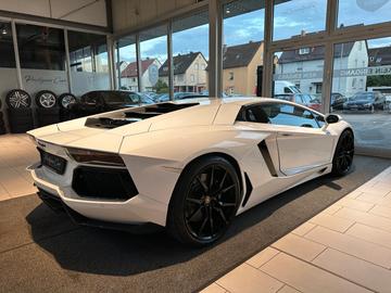 2011 Lamborghini AVENTADOR 照片 7