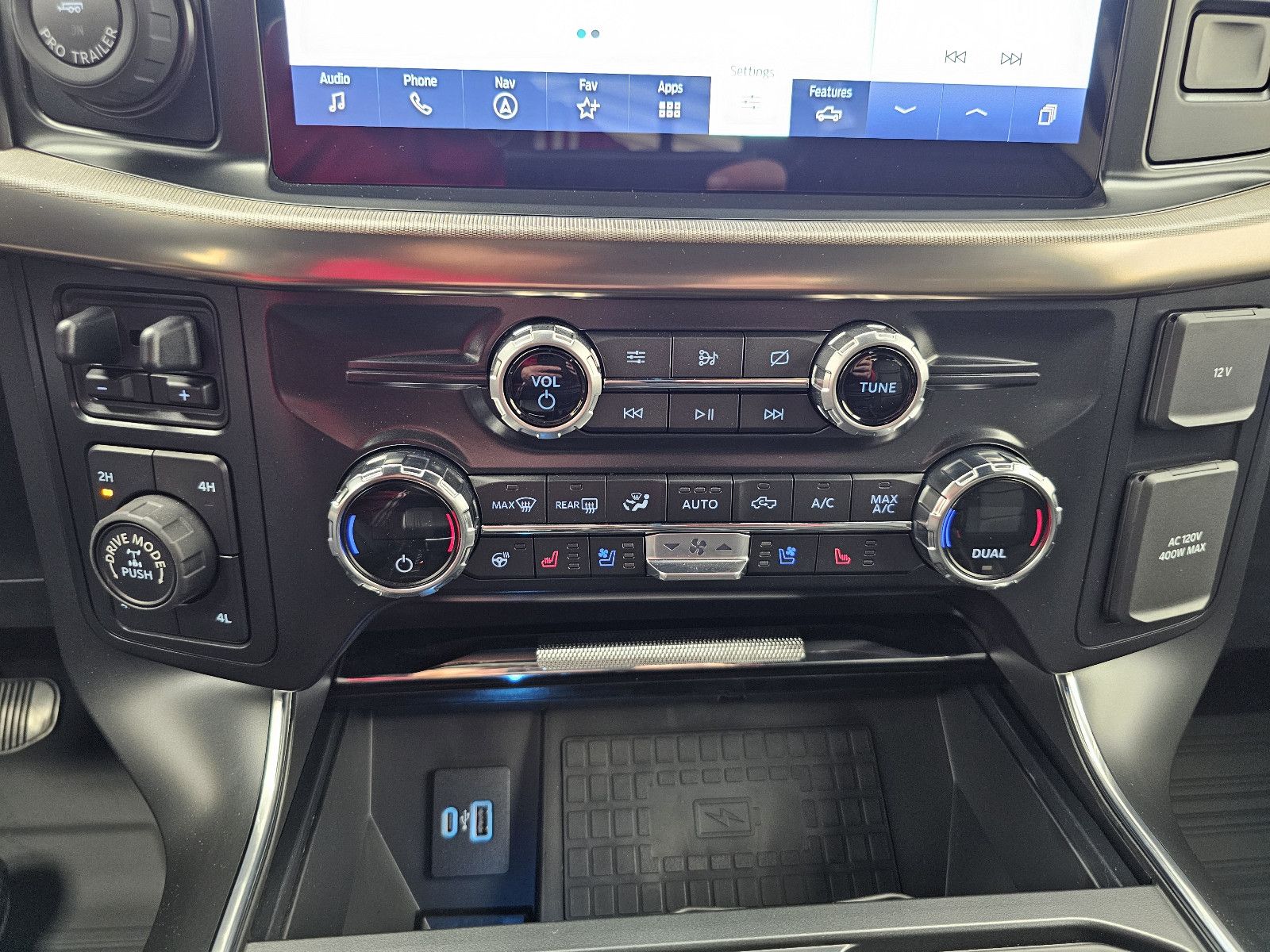 Fahrzeugabbildung Ford F 150 Raptor T1 Price: 67.000 EUR, Stock !