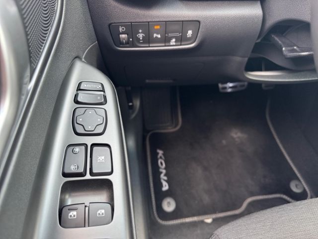 Fahrzeugabbildung Hyundai KONA Trend Elektro 2WD Navi Soundsystem LED ACC