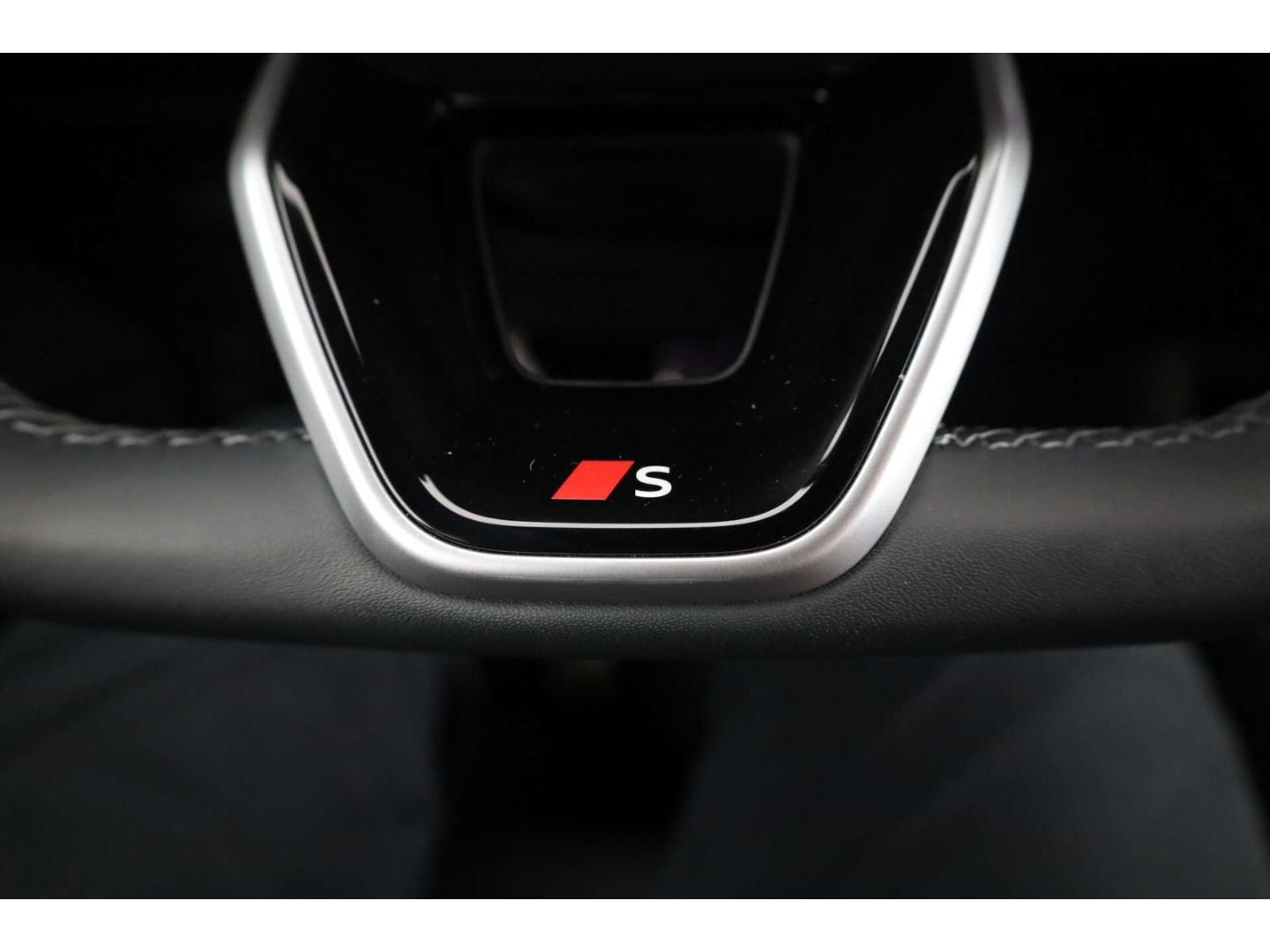 Audi SQ6 e-tron - Bild 21