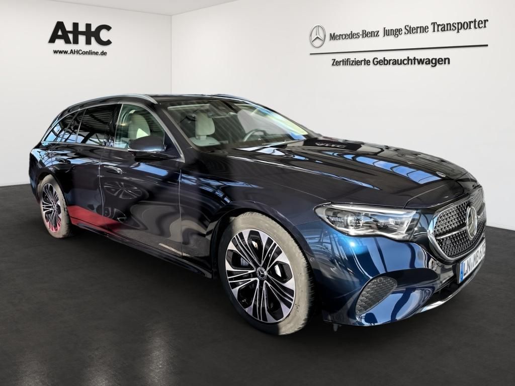 Fahrzeugabbildung Mercedes-Benz E 300 de 4MATIC T-Modell mit EQ Hybrid Technolog