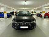 Skoda Superb 2.0 TSI DSG/AHK/SHZ/APP - Skoda Gebrauchtwagen in Heidelberg