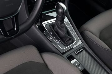 Volkswagen Golf VII 1,5TSI BMT DSG Variant Highline ACC LED