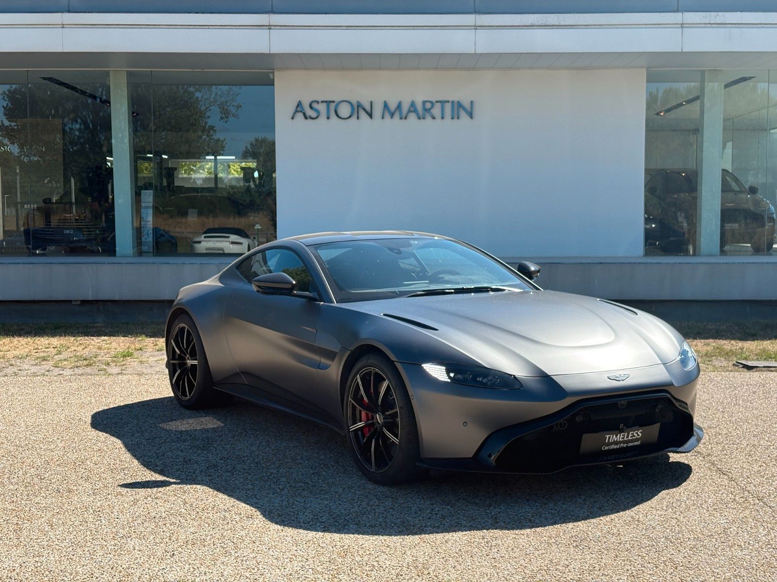 Aston Martin V8 Vantage 4.0 V8 imagem 3
