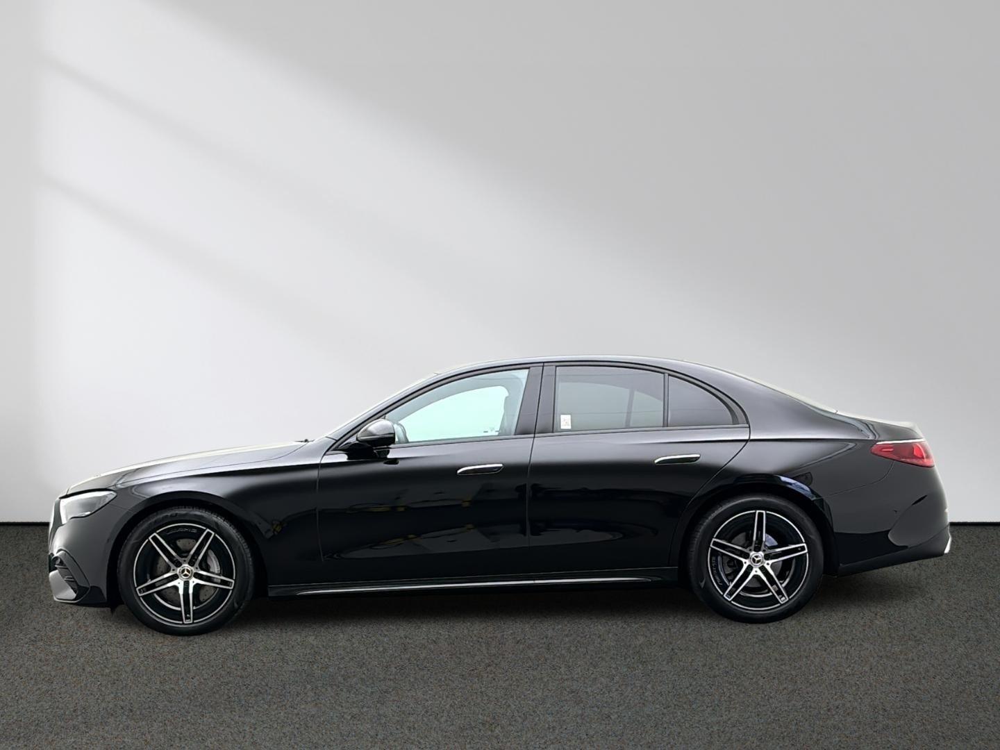 Mercedes-Benz E 220 d AMG Night Rückfahrkamera Ambiente AHK