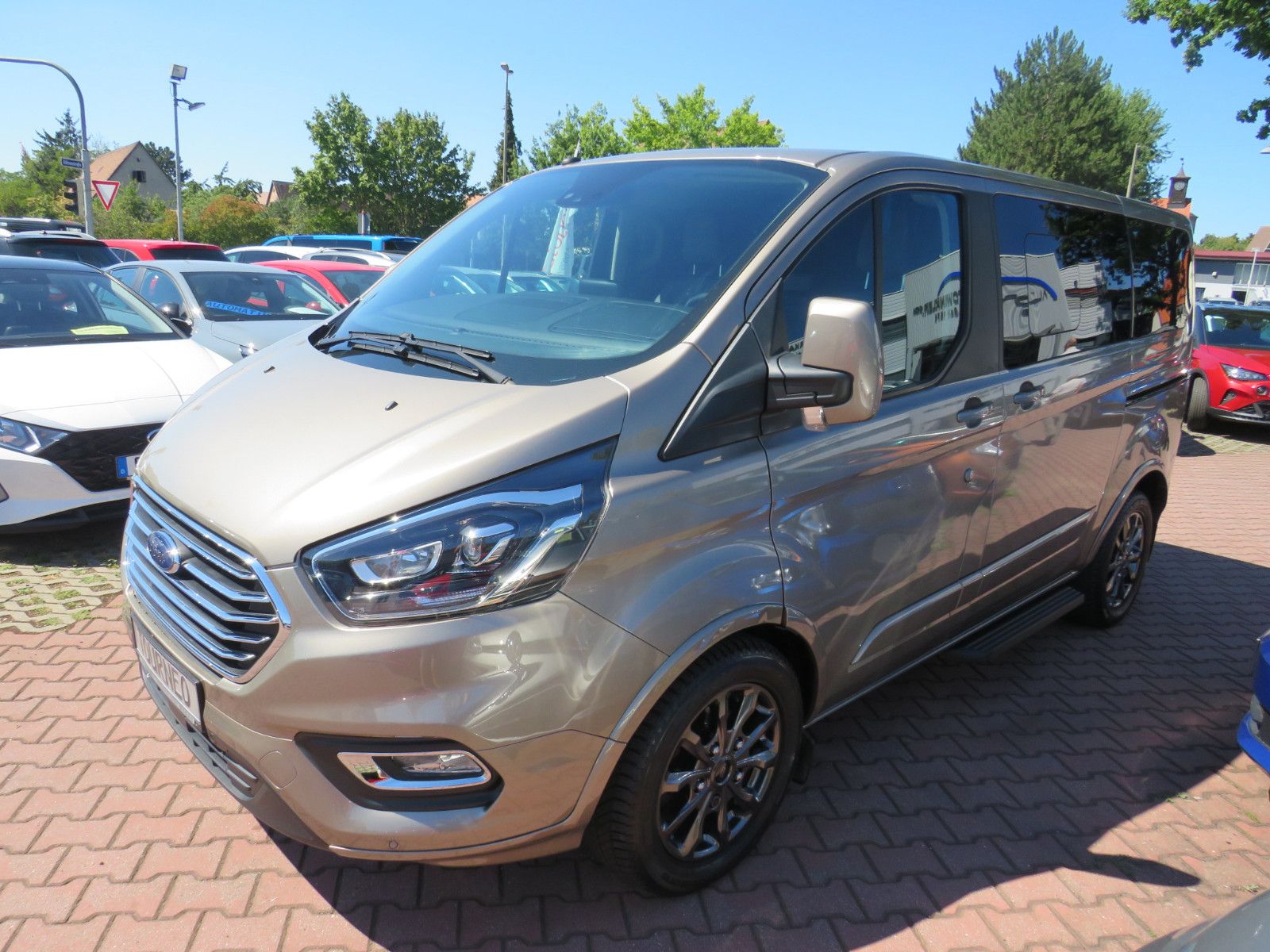 Ford TOURNEO CUSTOM L1 TITANIUM X STANDHEIZUNG XENON foto 3
