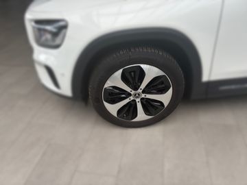 Mercedes GLB 200 - 3
