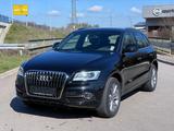 Audi Q5 2.0 TFSI 165 kW quattro B&O Xenon Navi - Audi Q5 mit Benzin-Antrieb: Alcantara