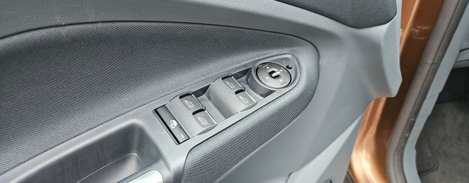 FORD 7-SITZER Grand C-Max Grand C-MAX Titanium