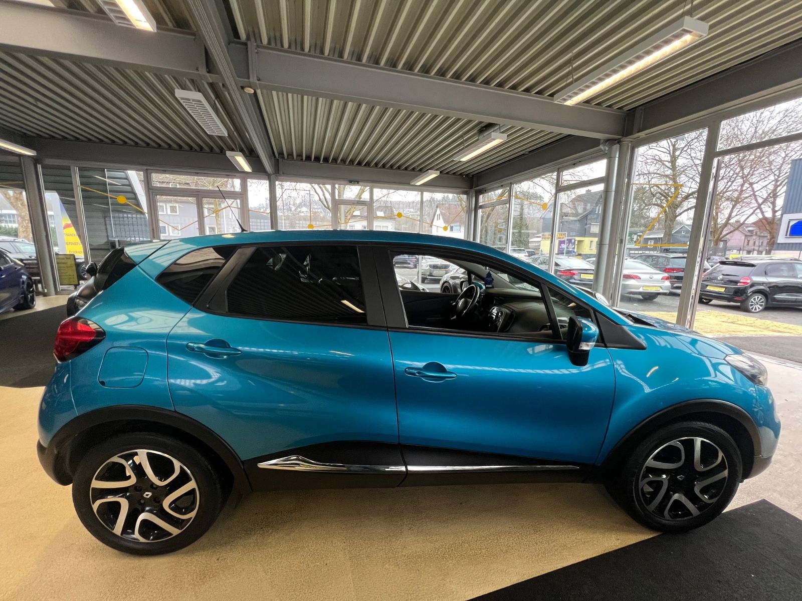 Fahrzeugabbildung Renault Captur Dynamique *SITZHEIZUNG*BLUETOOTH*