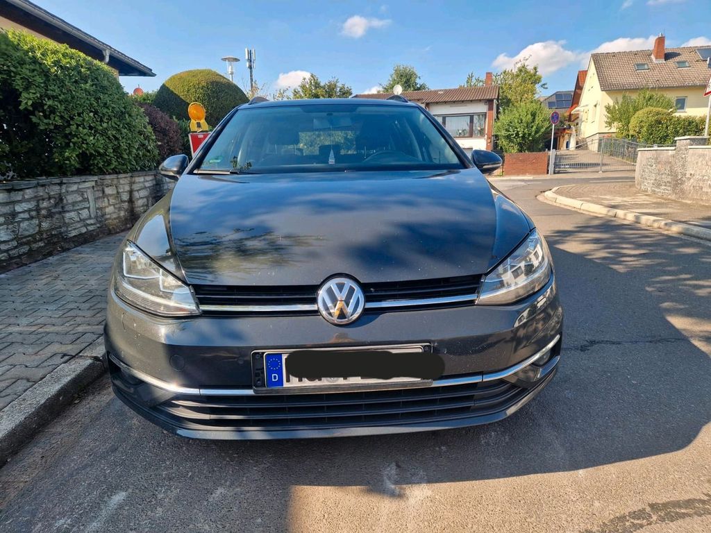 Image of Volkswagen Golf