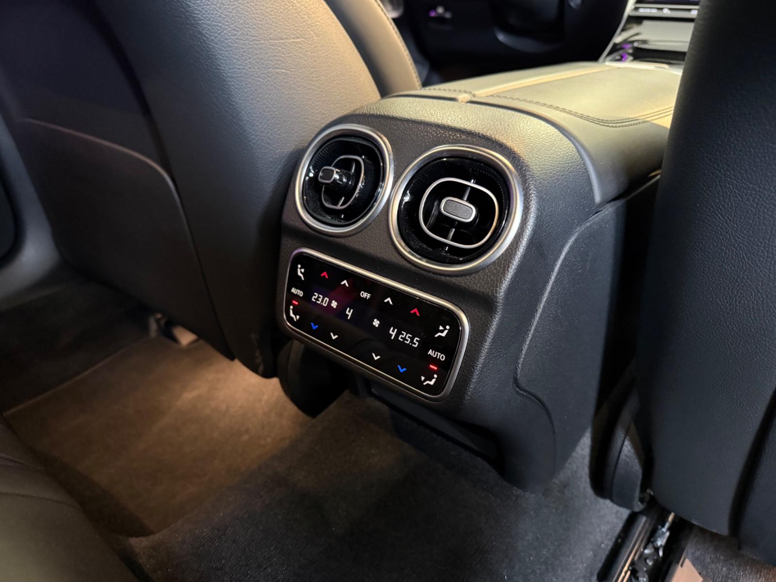Mercedes-Benz C 43 AMG 4 MATIC*NAPPA*HEAD UP*F1*APPLE*ACC*LED*