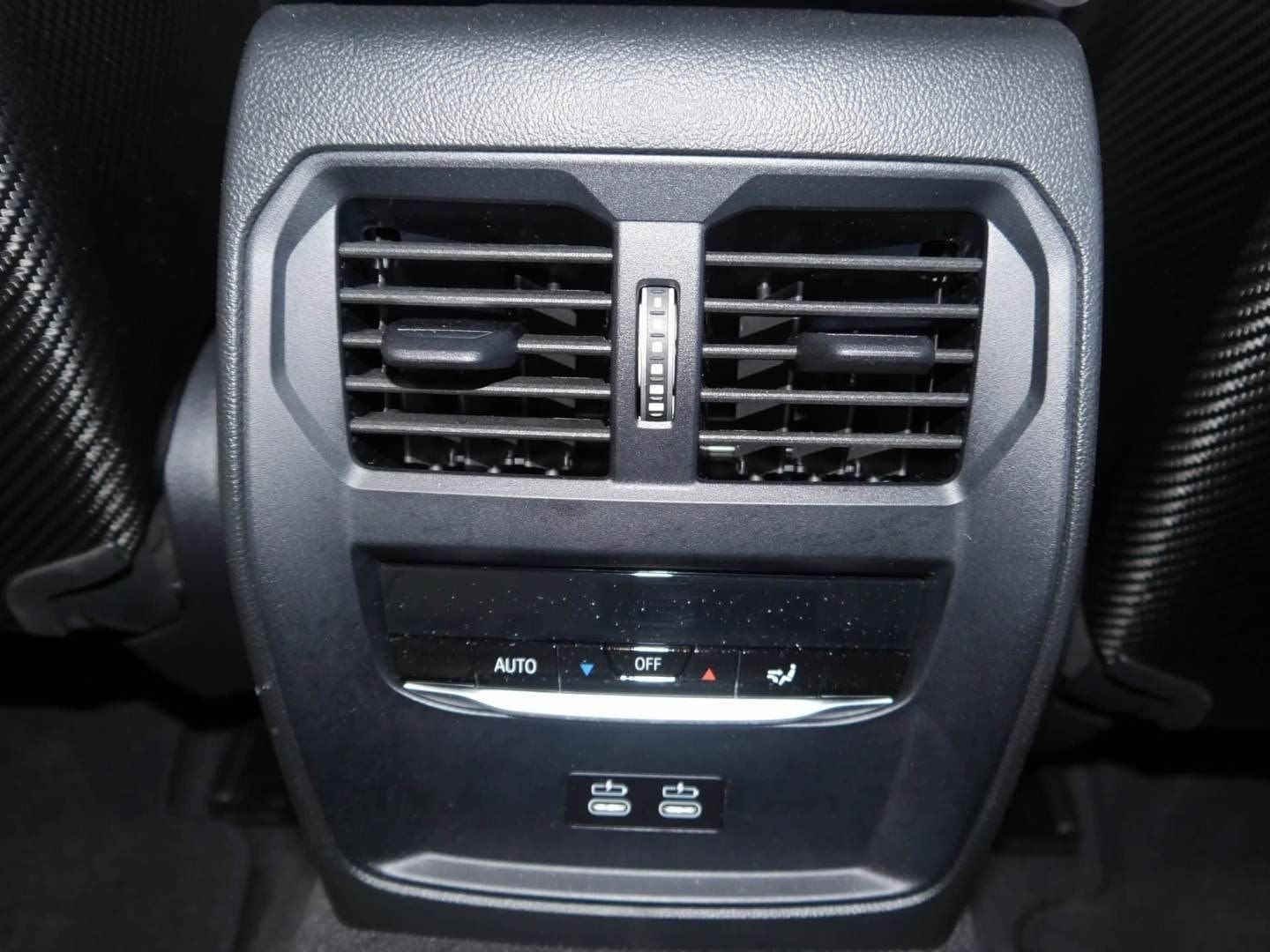 Fahrzeugabbildung BMW M3 Competition M xDrive Touring Sonderlackierung