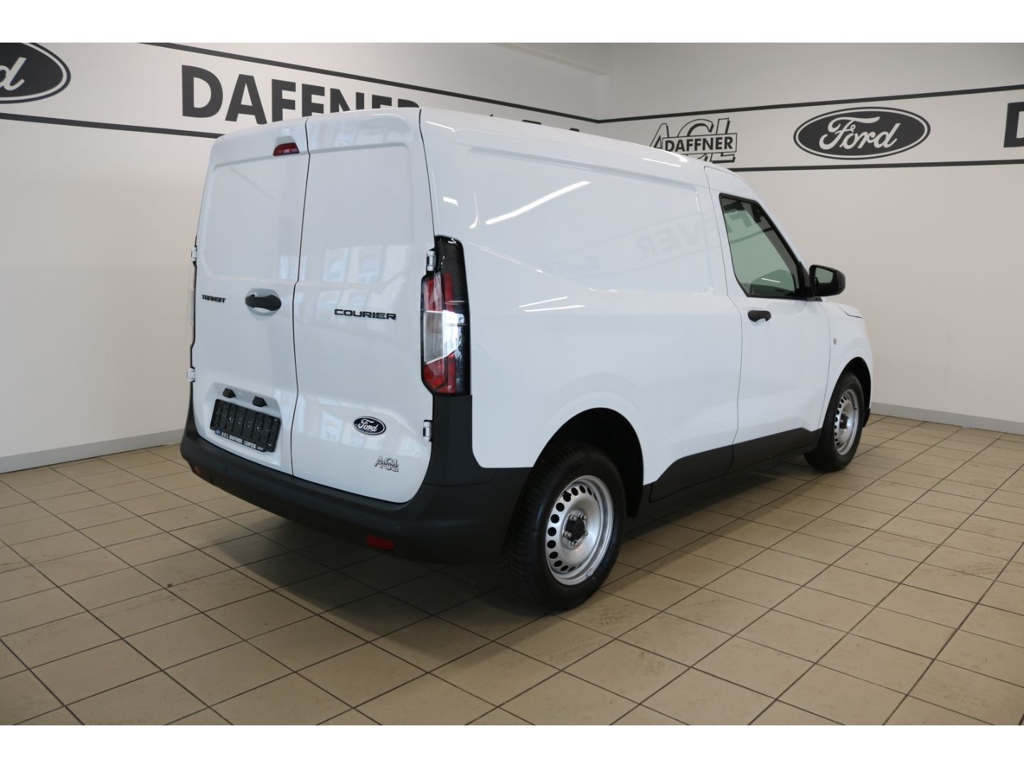 Fahrzeugabbildung Ford Transit Courier Basis 1.0 EcoBoost Klima PDC Tem