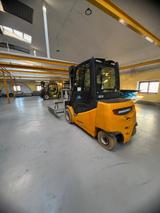 Jungheinrich EFG550 - Jungheinrich Schubmaststapler