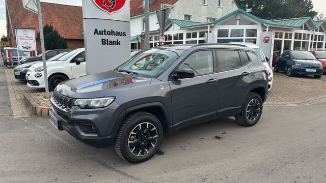 Jeep Compass Trailhawk Plug-In Hybrid 4WD