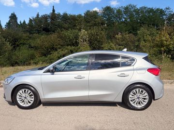 Ford Focus - 2