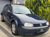Volkswagen Golf 1.6 Automatik - Volkswagen Golf aus 2002: 1.6