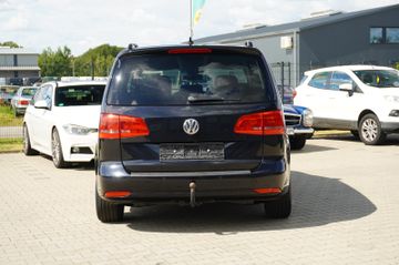 Volkswagen Touran - 8