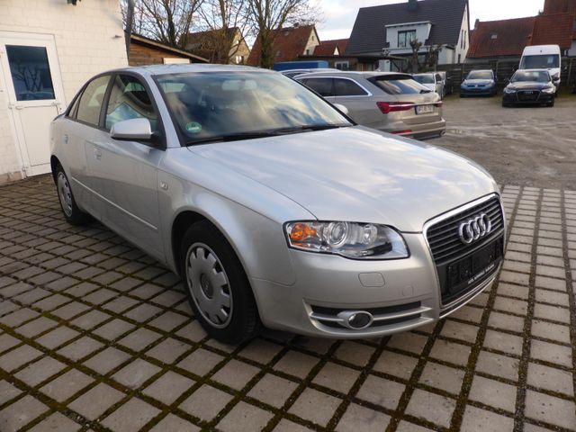 Audi A4 Lim. 1.6 * XENON AHK SHZ * Vollscheckheft *