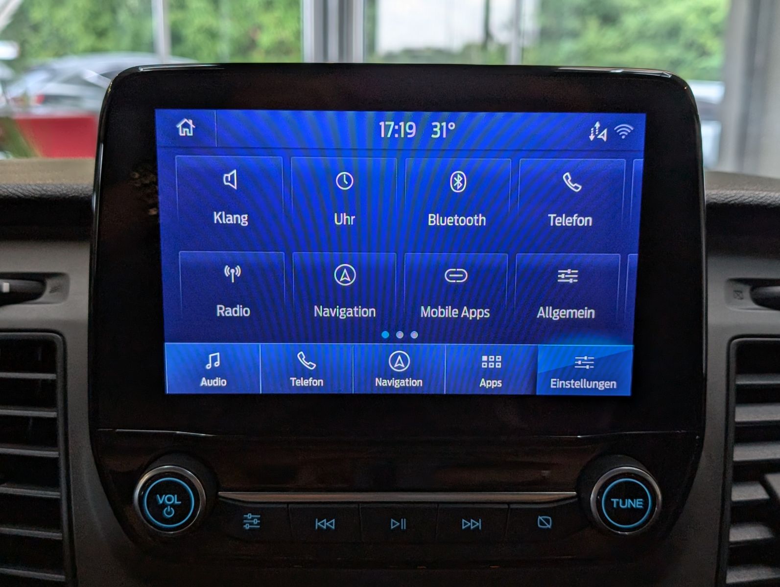 Fahrzeugabbildung Ford Transit Custom 280 L1 Trend Regal LED KAMERA ACC