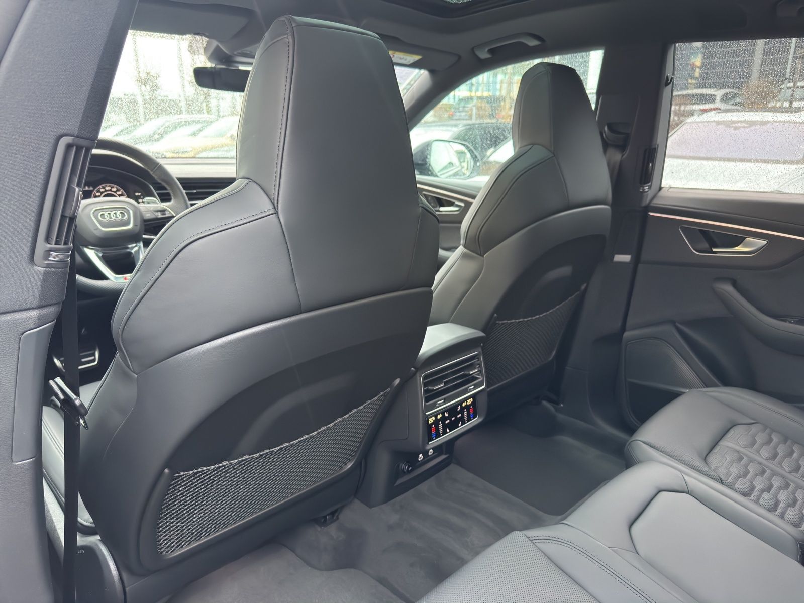 Audi RSQ8 - Bild 17