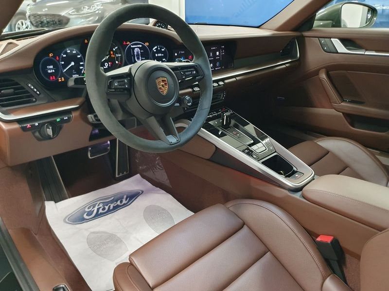 Other Porsche 911 992 Targa 4 GTS imagem 2