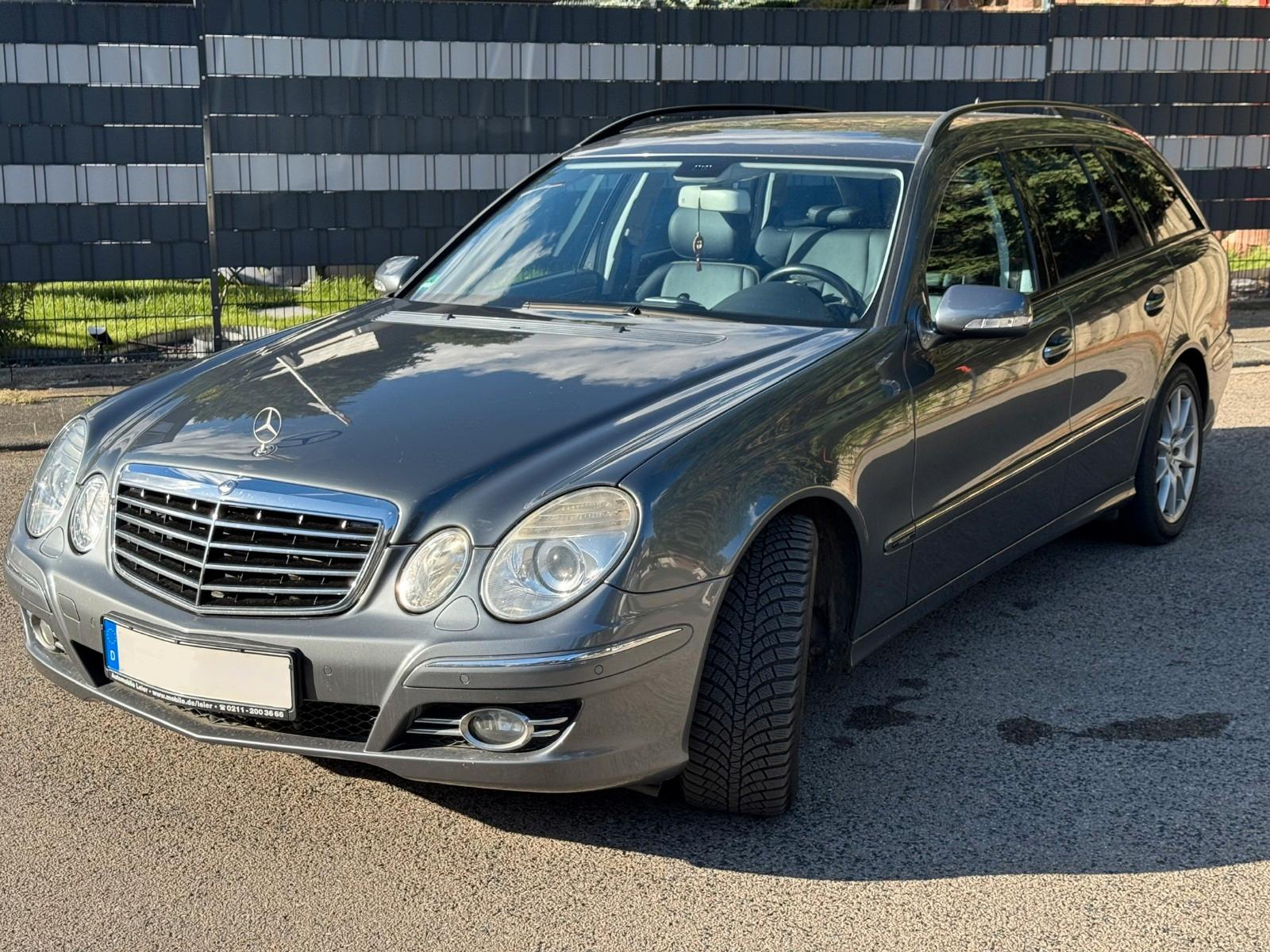 Mercedes-Benz E200 2006 — photo 11