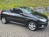 Peugeot 206 Cabriolet TÜV NEU*104*TKM 2.HD - Peugeot 206: Cabrio