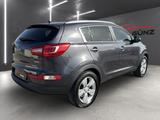 Kia Sportage 2.0 CRDI 4WD Aut. *Navi-R.Kamera* - Kia Sportage mit Diesel-Antrieb: Geländewagen, Automatik, 2.0