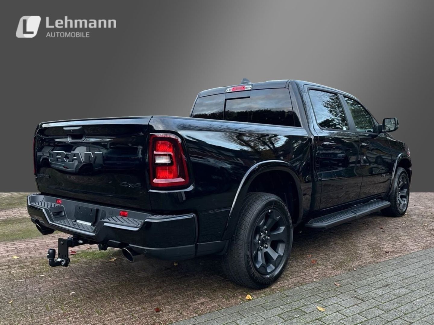 Fahrzeugabbildung Dodge RAM NEW MY25 - Big Horn Black - Hurricane 420HP