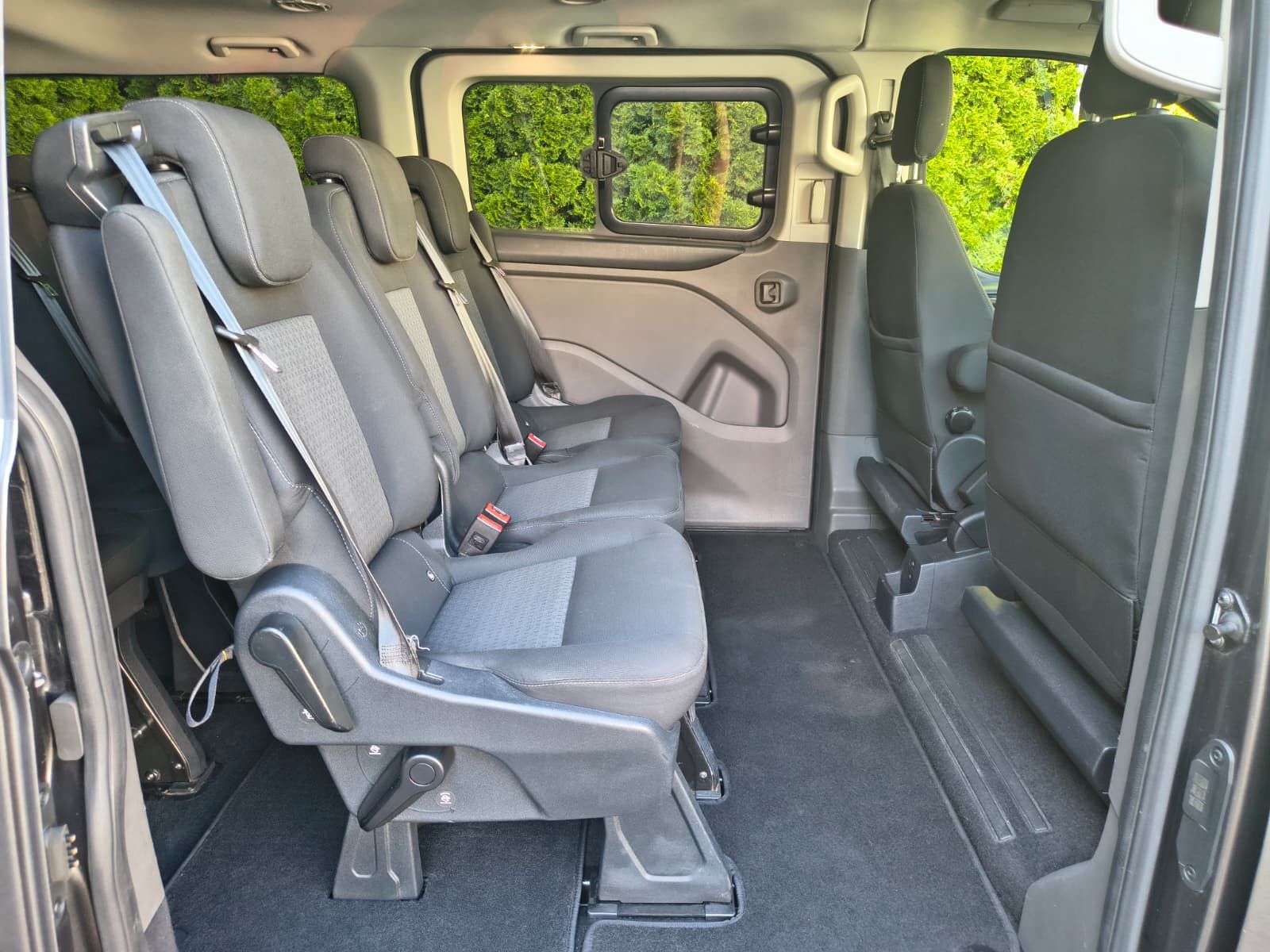 Fahrzeugabbildung Ford Tourneo Custom 320 Aut. L2 BI-XEN+SHZ+CARPLAY+8S