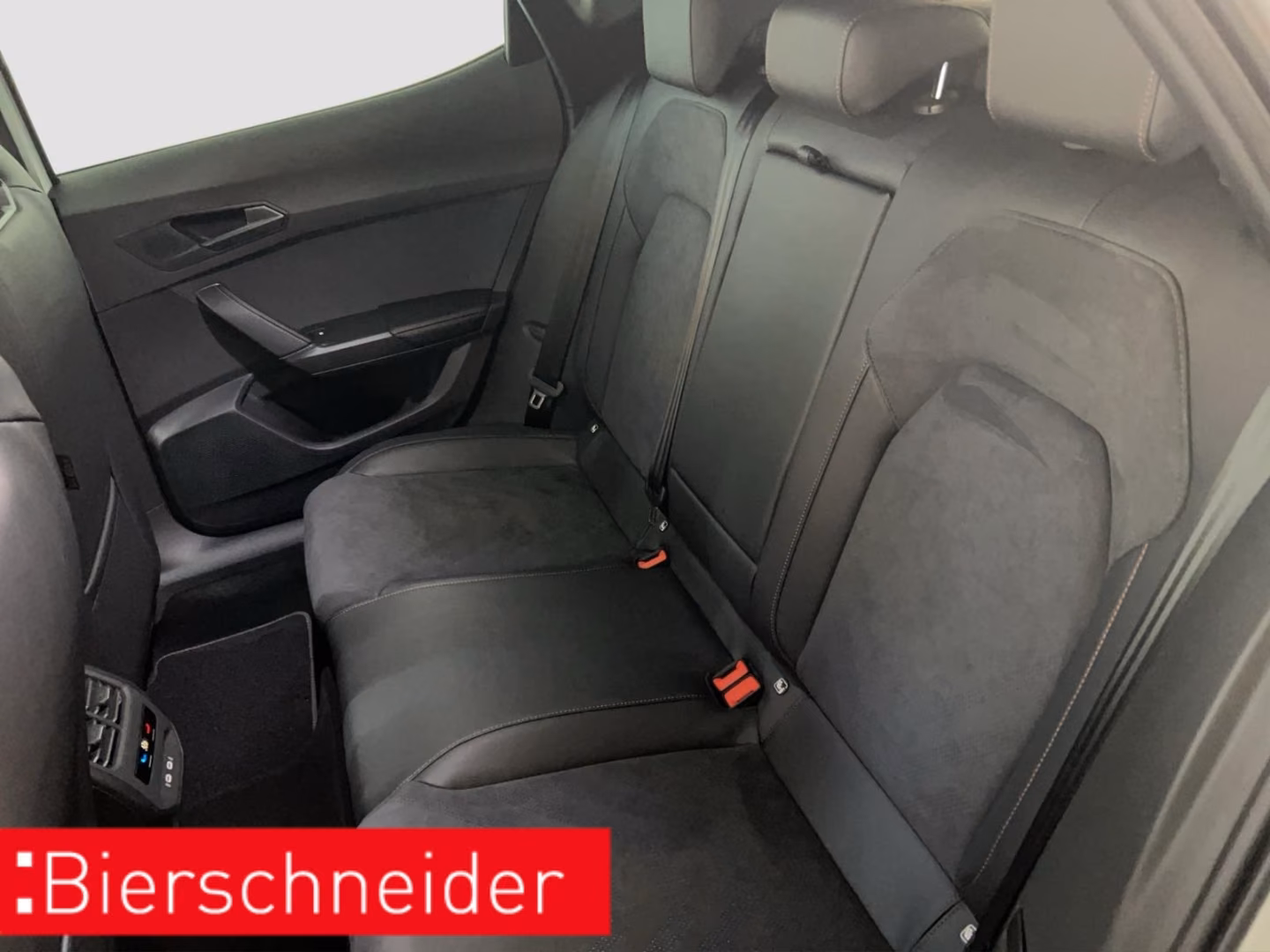 Cupra Formentor 2.0 TSI DSG 4Dr. VZ 990.- Anz. NAVI RF, миниатюра 13