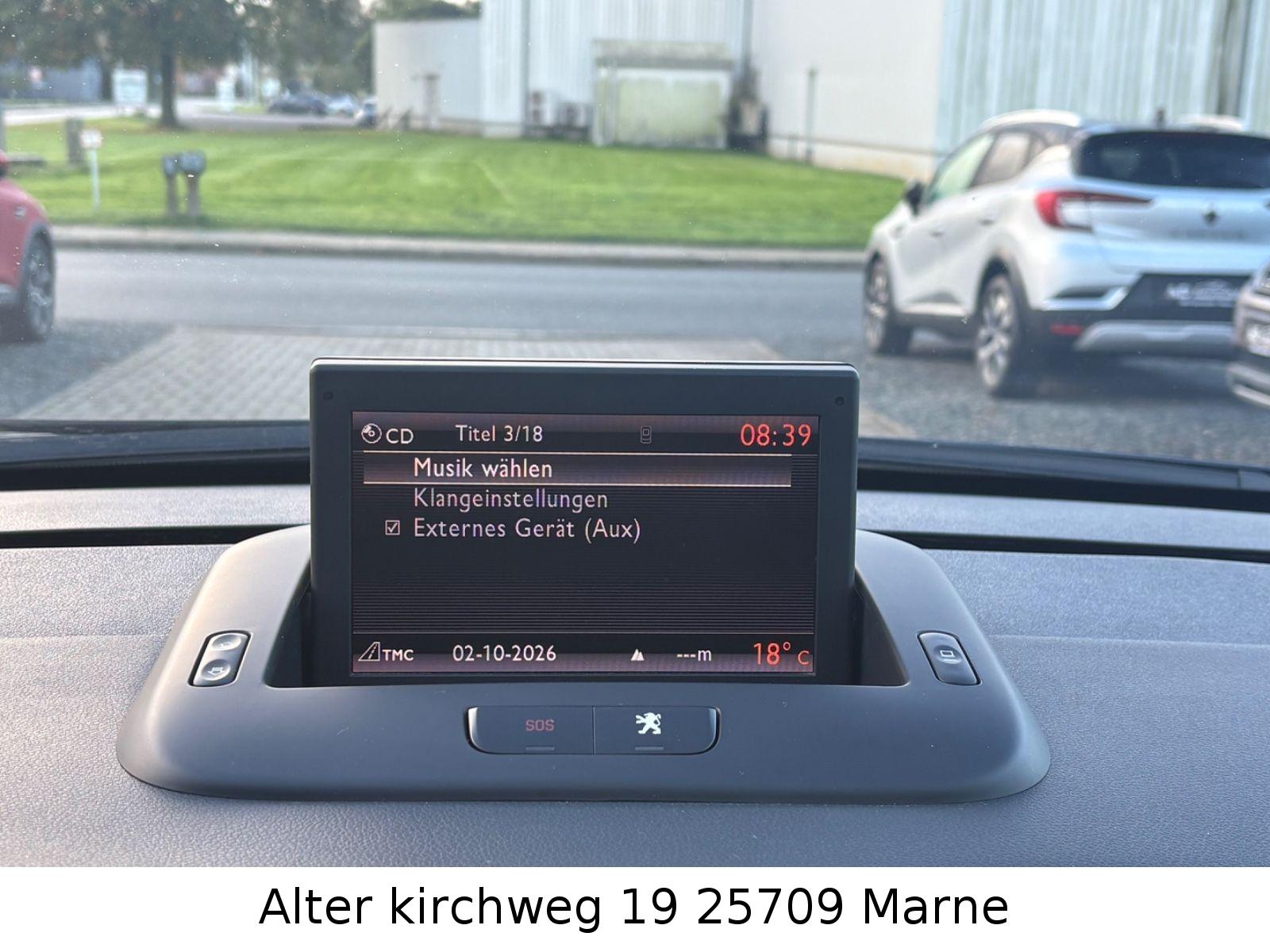 Peugeot 3008 Allure NAV.PDC.PANO.HUD.AHK.TÜV NEU