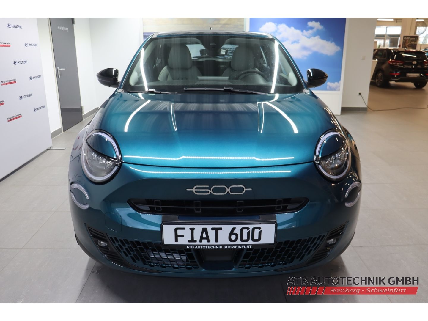 Fahrzeugabbildung Fiat 600 Hybrid 1,2 T3 74kW (100PS) Style-Paket