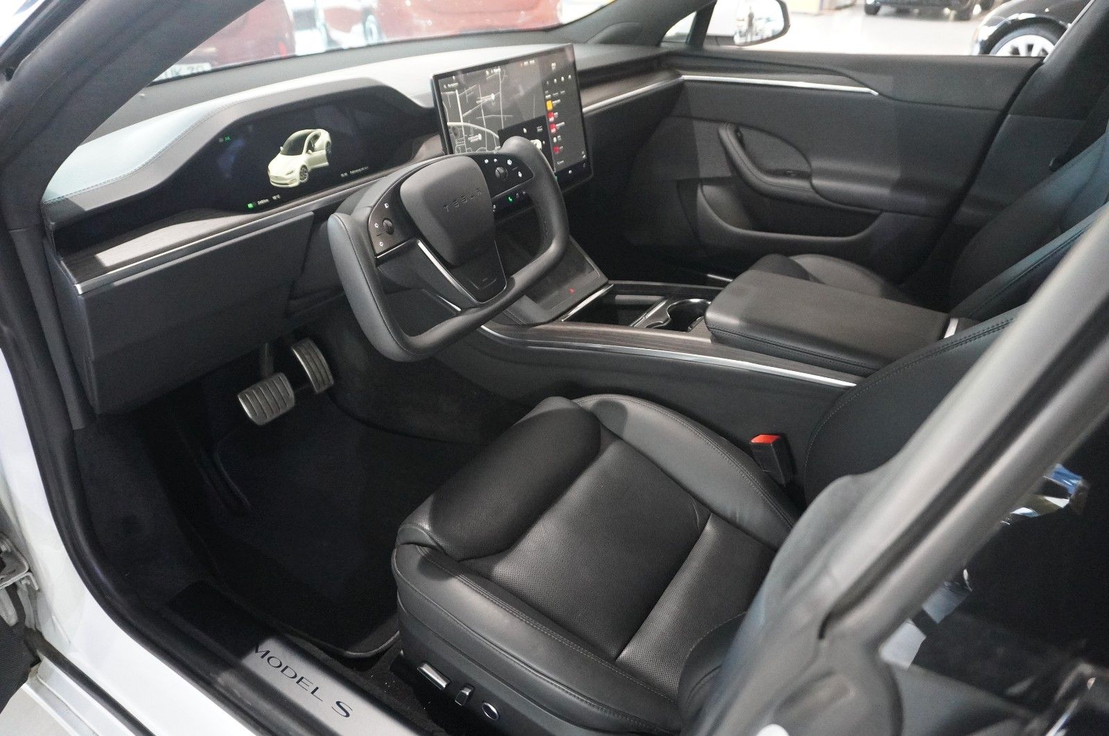 Fahrzeugabbildung Tesla Model S DUAL-MOTOR LONGRANGE NAVI/AMD/YOKE/LEDER