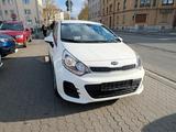 Kia Rio Edition 7 Klima  15300km - Kia Rio in Kassel