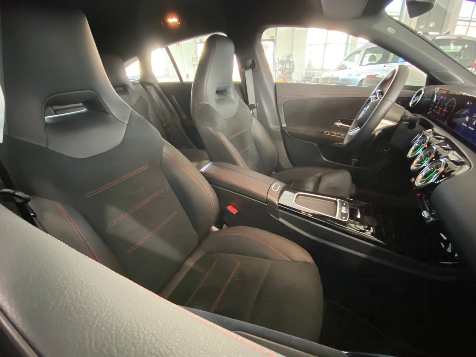 Fahrzeugabbildung Mercedes-Benz CLA 220 Shooting Brake d AMG Advanced Plus/AHK/
