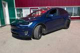 Tesla Model X 75D - - blaue Tesla Model X