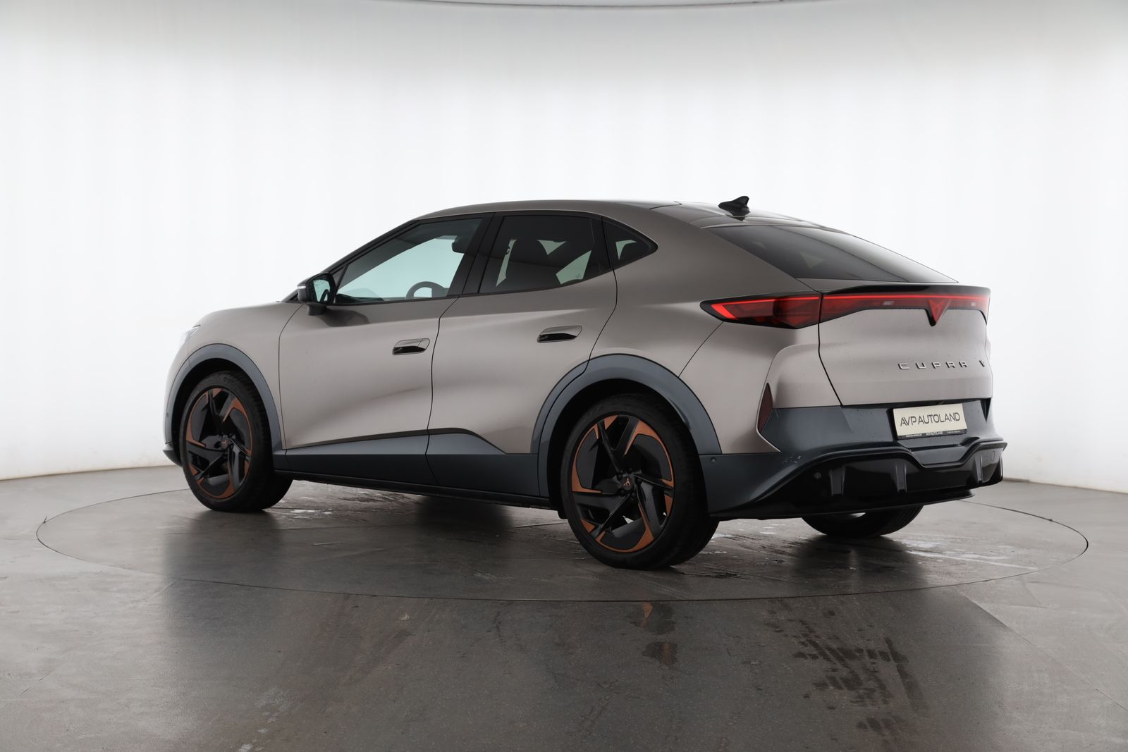 Cupra Tavascan - Bild 4