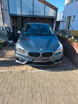BMW 220i Active Tourer Sport Line - BMW 220 in Mannheim