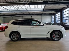 Fahrzeugabbildung BMW X3 XDRIVE 30i M-SPORT LEDER STANDHZ PANO AHK 360