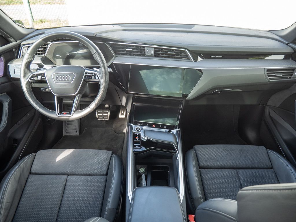 Audi Q8 e-tron - Bild 8
