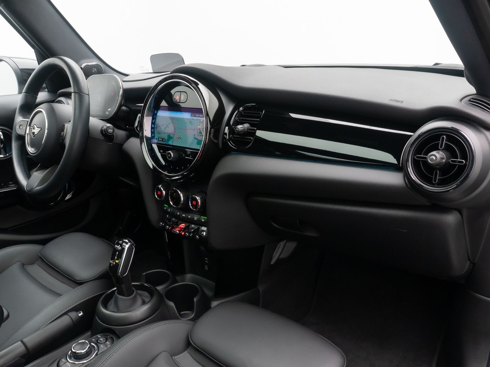 Fahrzeugabbildung MINI COOPER Panorama Kamera HUD H/K DAB Komfort Voll