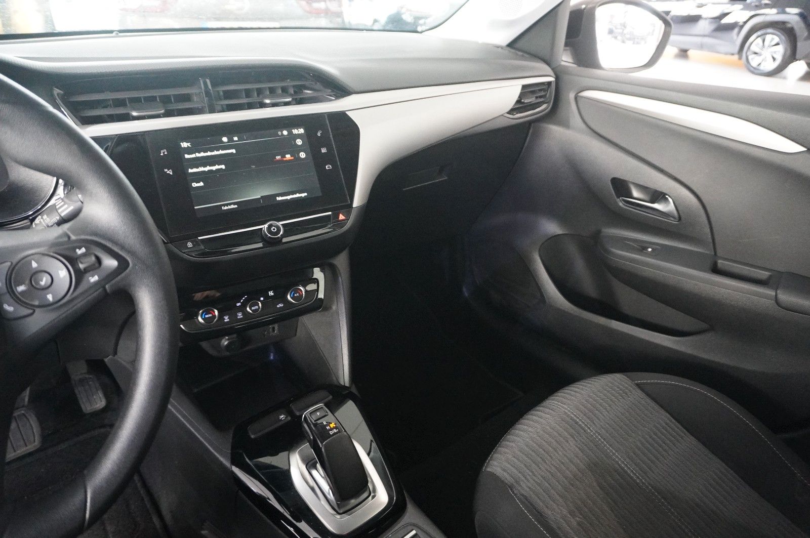 Fahrzeugabbildung Opel Corsa-e F EDITION 1-PHASIG NAVI/VIRT./SPORT/DAB+