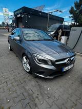 Mercedes-Benz CLA 180 -